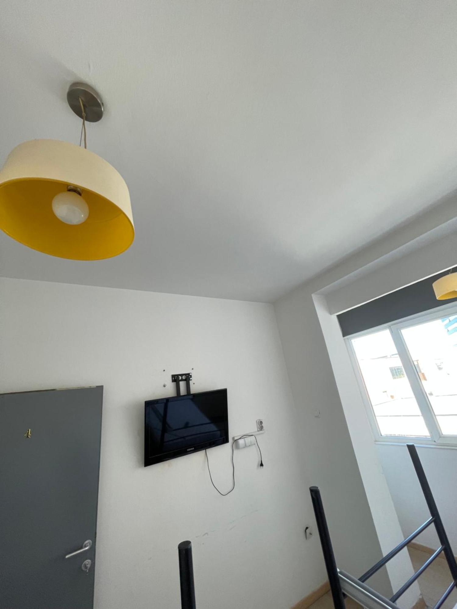 Newborn Comfort Hostel The Biggest Hostel Of Town With Best Location Pristina Exterior photo