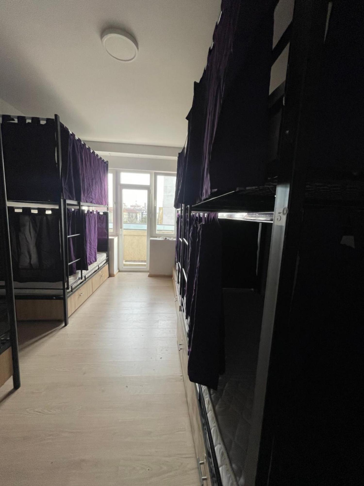 Newborn Comfort Hostel The Biggest Hostel Of Town With Best Location Pristina Exterior photo